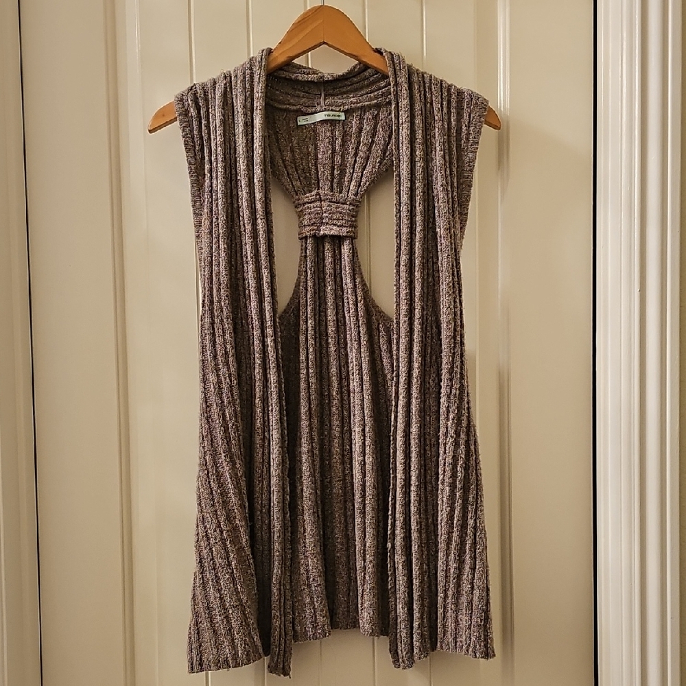 Maurices Textured Knit Sweater in Brown